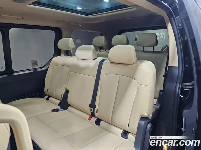 Hyundai Staria 2024 1.6 автомат (гидро), миниатюра 9