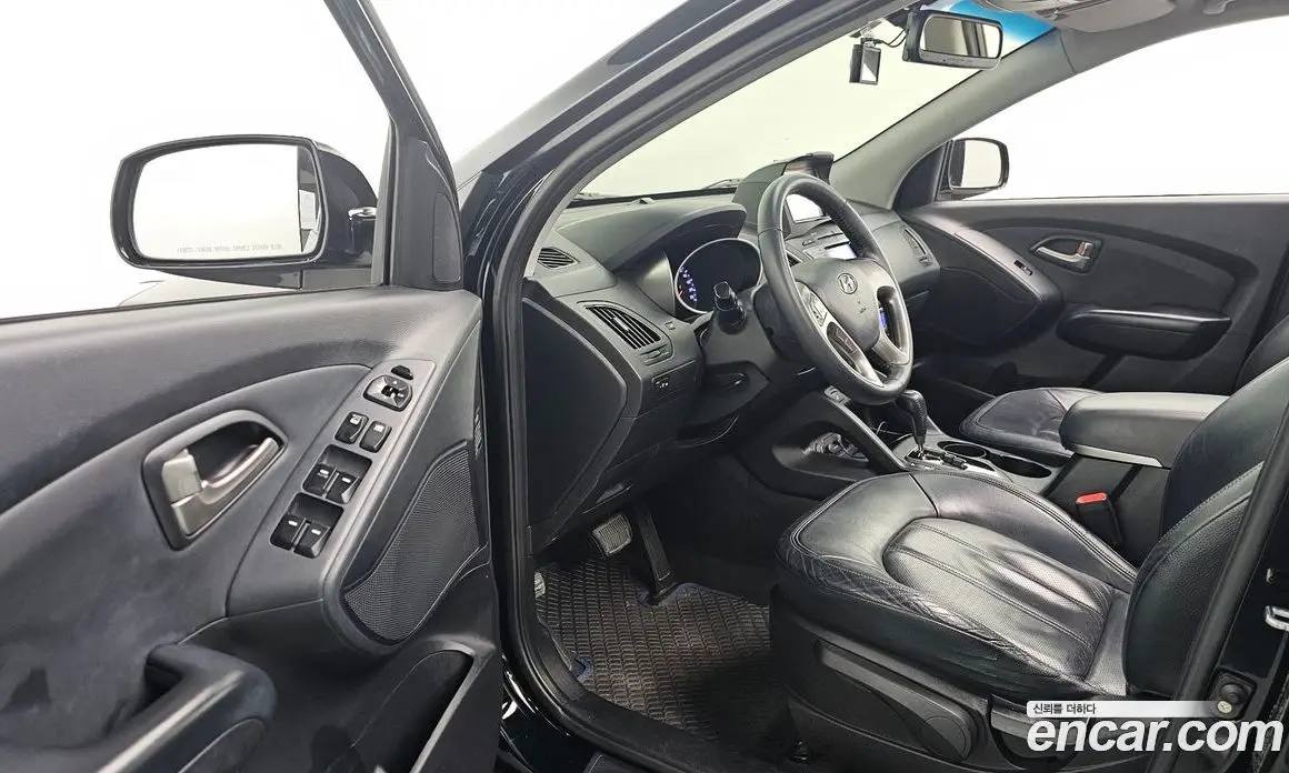 Hyundai Tucson 2009 2.0 автомат (гидро), фото 11