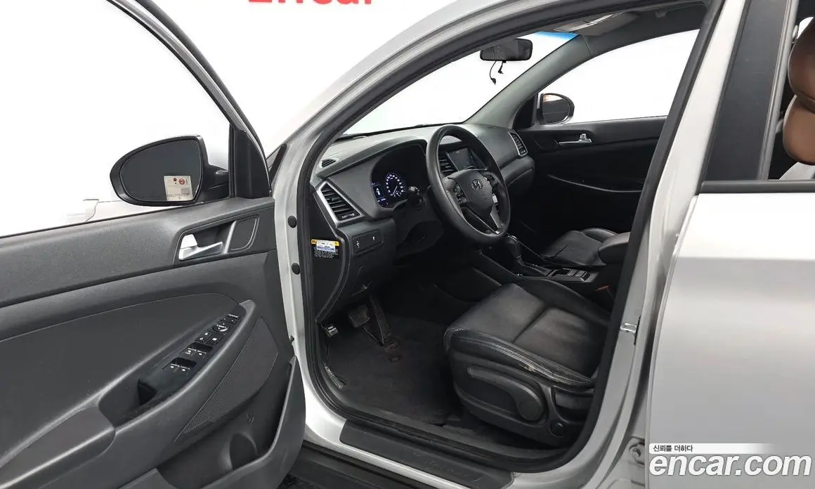 Hyundai Tucson 2015 2.0 автомат (гидро), фото 10 Hyundai Tucson 2015 2.0 автомат (гидро), фото 10