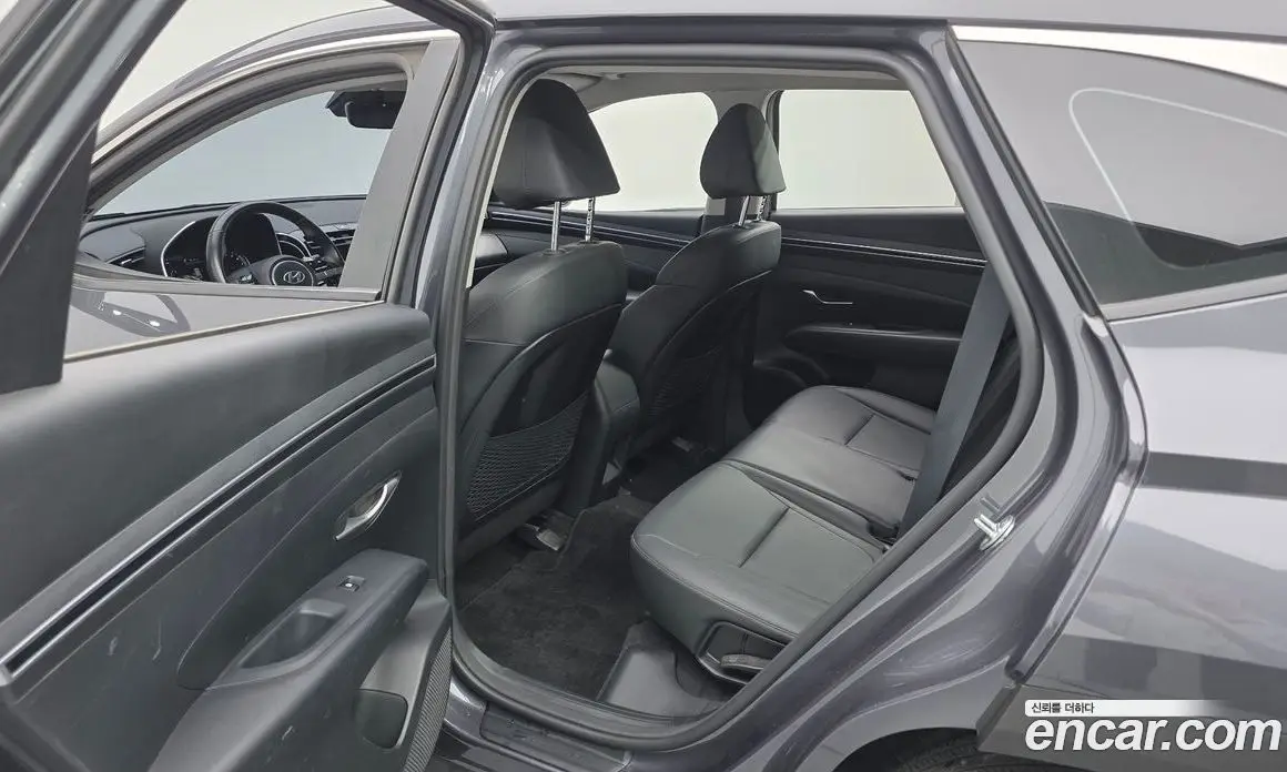 Hyundai Tucson 2022 1.6 автомат (гидро), фото 11