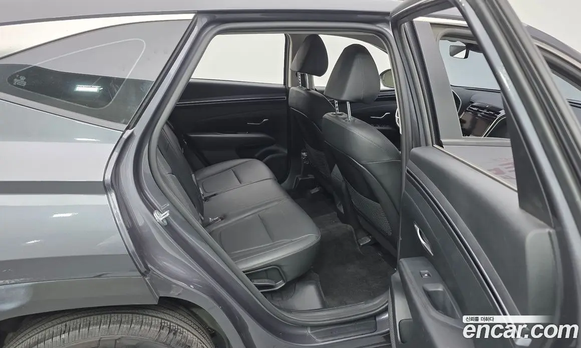 Hyundai Tucson 2022 1.6 автомат (гидро), фото 12