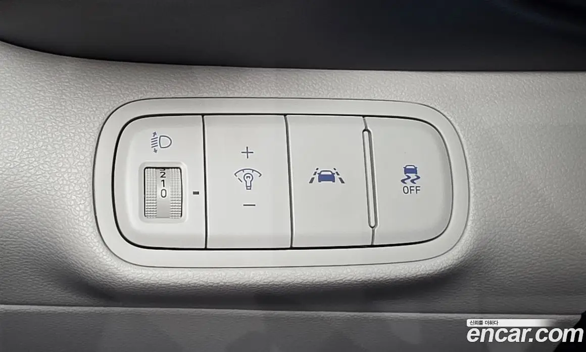 Hyundai Venue 2020 1.6 автомат (гидро), фото 20 Hyundai Venue 2020 1.6 автомат (гидро), фото 20