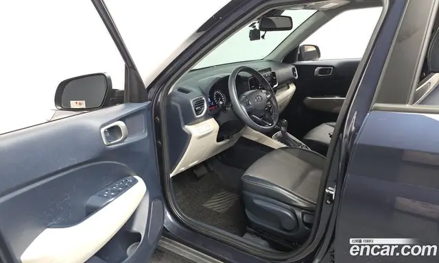 Hyundai Venue 2020 1.6 автомат (гидро), миниатюра 10 Hyundai Venue 2020 1.6 автомат (гидро), миниатюра 10