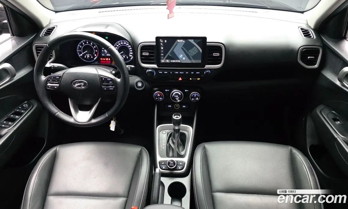 Hyundai Venue 2021 1.6 автомат (гидро), фото 10