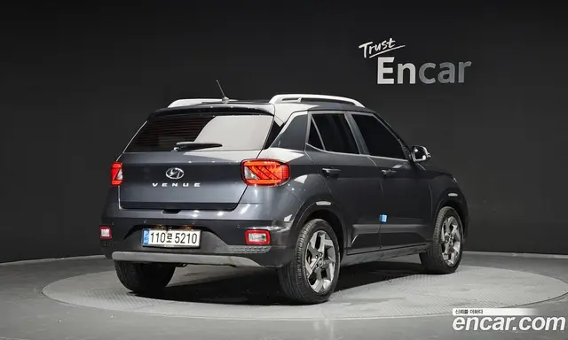Hyundai Venue 2021 1.6 автомат (гидро), миниатюра 2 Hyundai Venue 2021 1.6 автомат (гидро), миниатюра 2