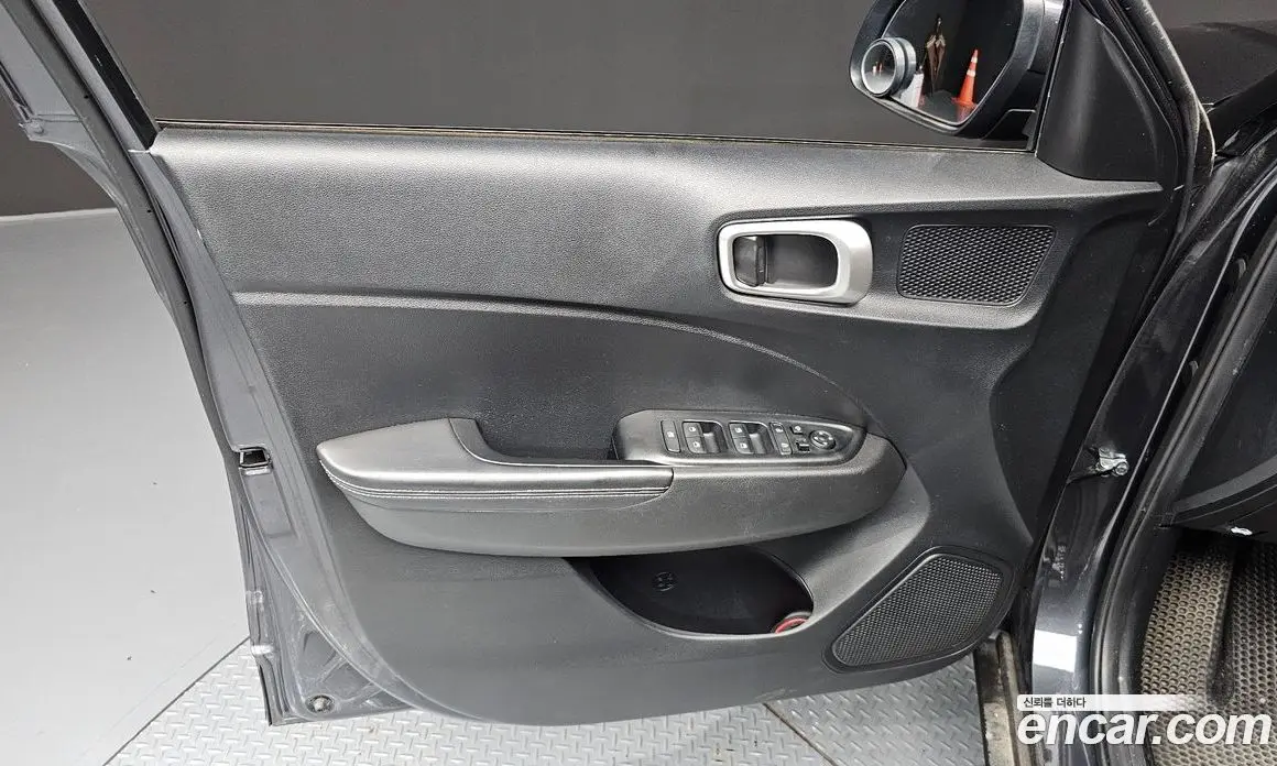 Hyundai Venue 2021 1.6 автомат (гидро), фото 14 Hyundai Venue 2021 1.6 автомат (гидро), фото 14
