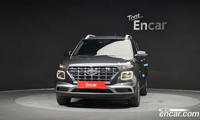 Hyundai Venue 2021 1.6 автомат (гидро), миниатюра 3 Hyundai Venue 2021 1.6 автомат (гидро), миниатюра 3