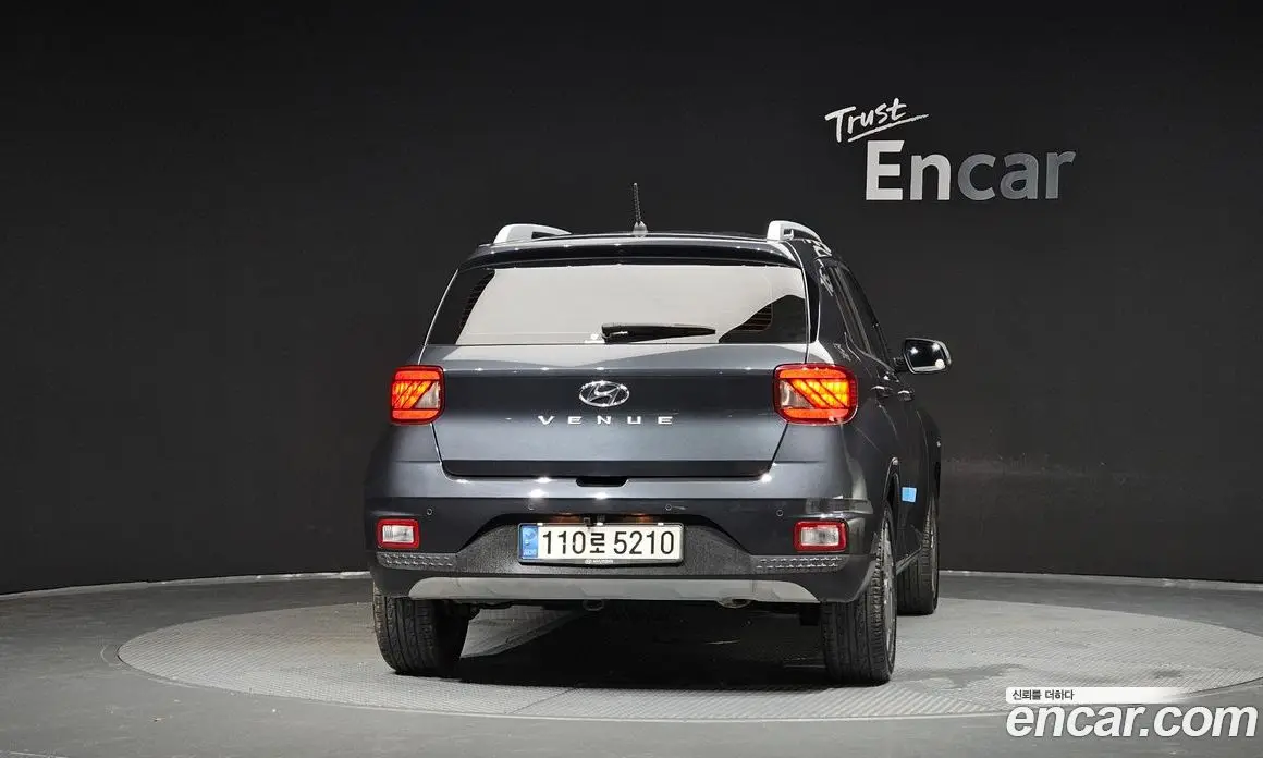 Hyundai Venue 2021 1.6 автомат (гидро), фото 4 Hyundai Venue 2021 1.6 автомат (гидро), фото 4