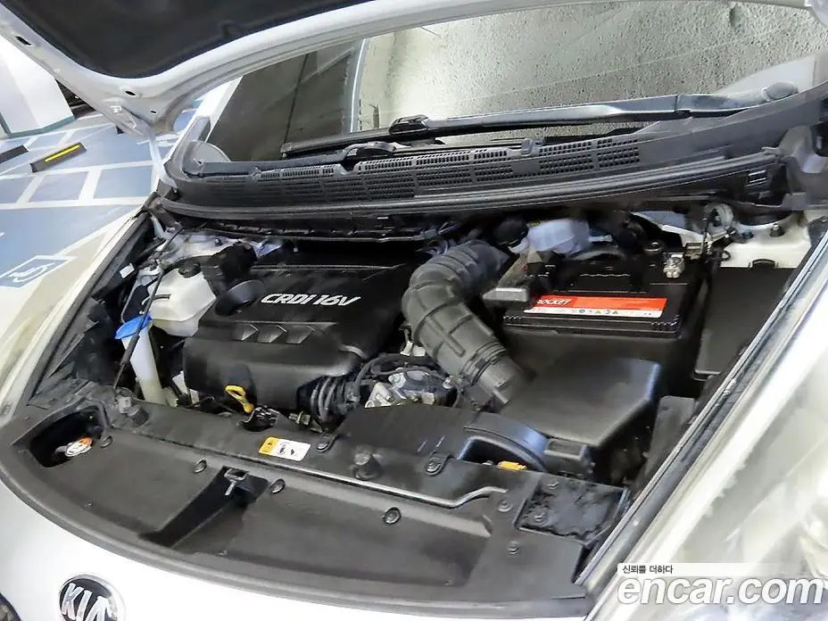 Kia Carens 2014 1.7 автомат (гидро), фото 19