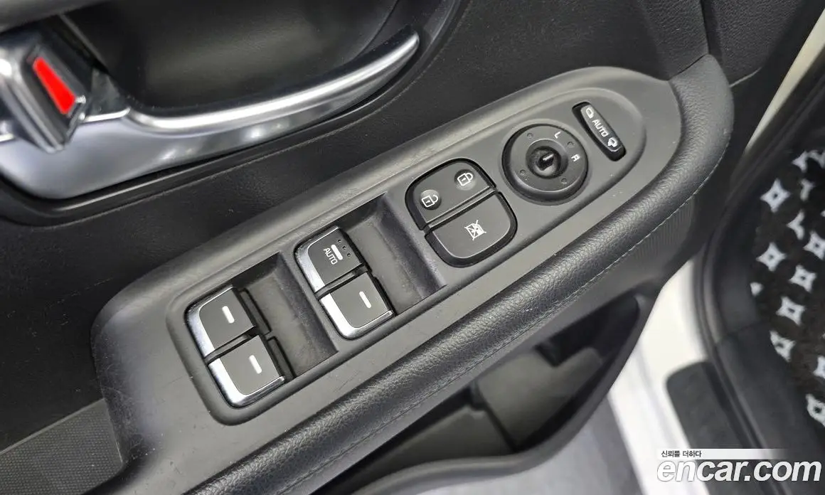 Kia Carens 2014 2.0 автомат (гидро), фото 13