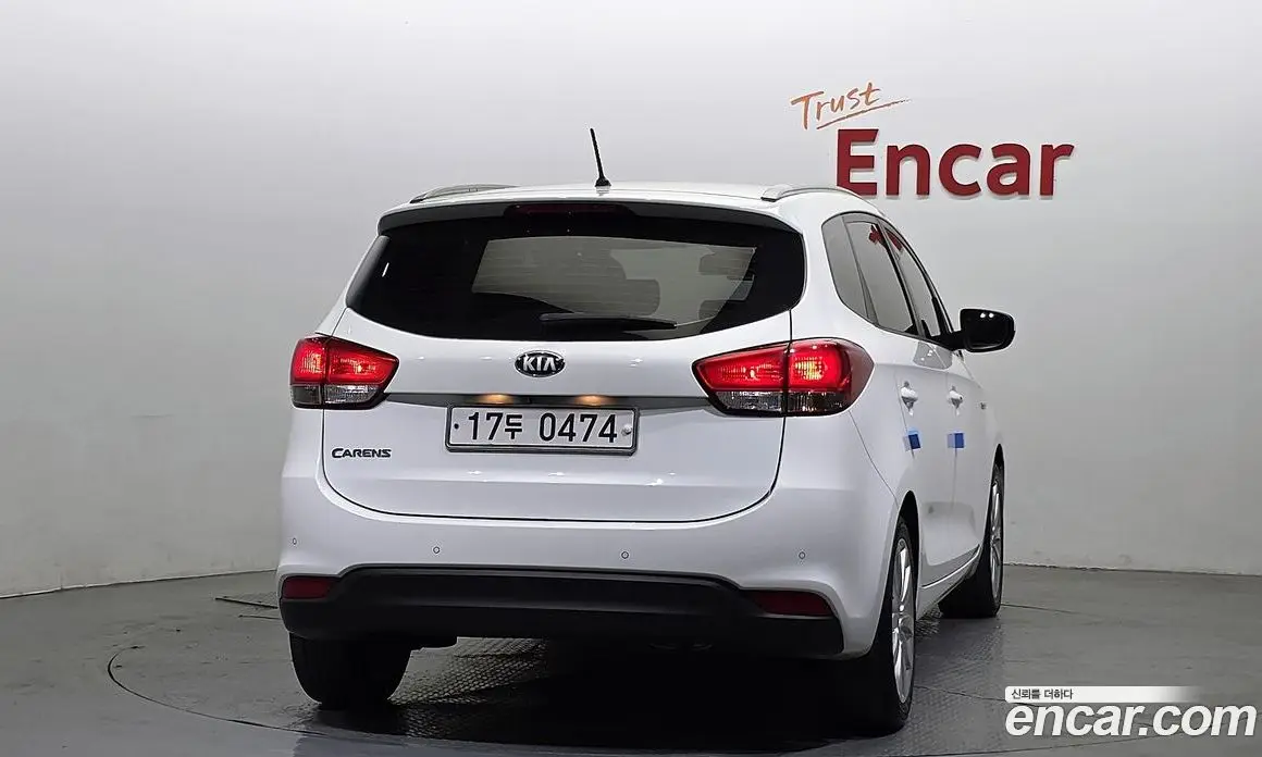 Kia Carens 2014 2.0 автомат (гидро), фото 4