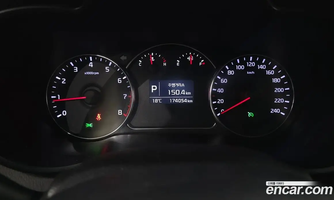 Kia Carens 2014 2.0 автомат (гидро), фото 8