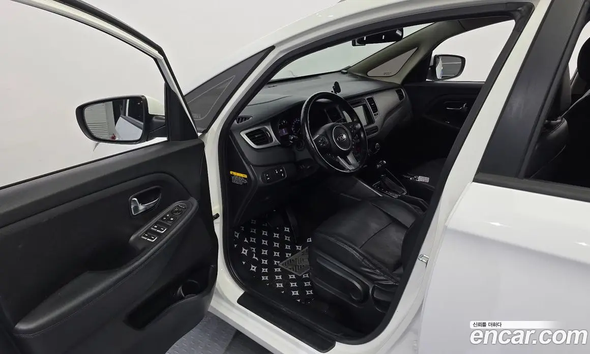 Kia Carens 2014 2.0 автомат (гидро), фото 10