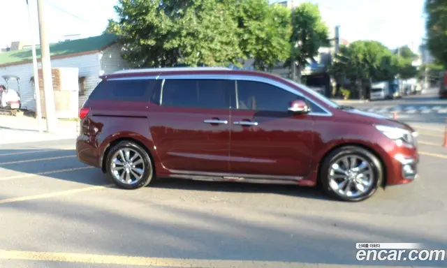 Kia Carnival 2016 3.3 автомат (гидро), миниатюра 3 Kia Carnival 2016 3.3 автомат (гидро), миниатюра 3