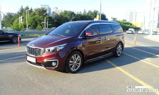 Kia Carnival 2016 3.3 автомат (гидро), миниатюра 8 Kia Carnival 2016 3.3 автомат (гидро), миниатюра 8