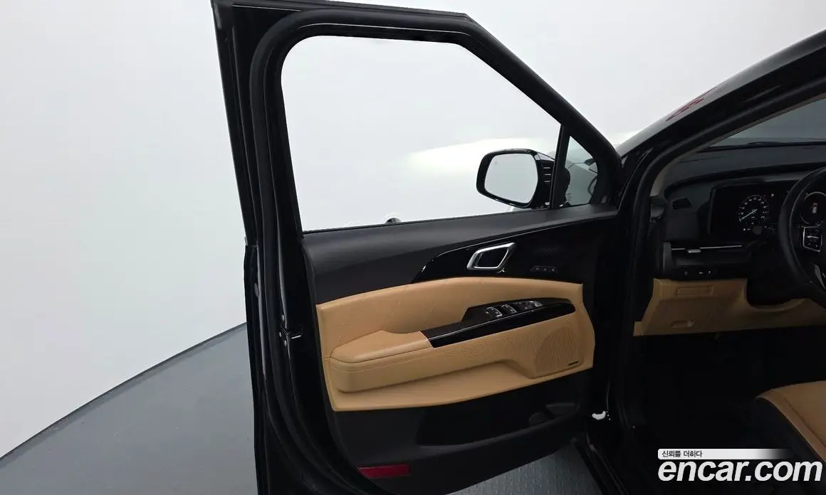 Kia Carnival 2020 2.2 автомат (гидро), фото 14 Kia Carnival 2020 2.2 автомат (гидро), фото 14
