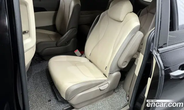 Kia Carnival 2020 2.2 автомат (гидро), миниатюра 11 Kia Carnival 2020 2.2 автомат (гидро), миниатюра 11