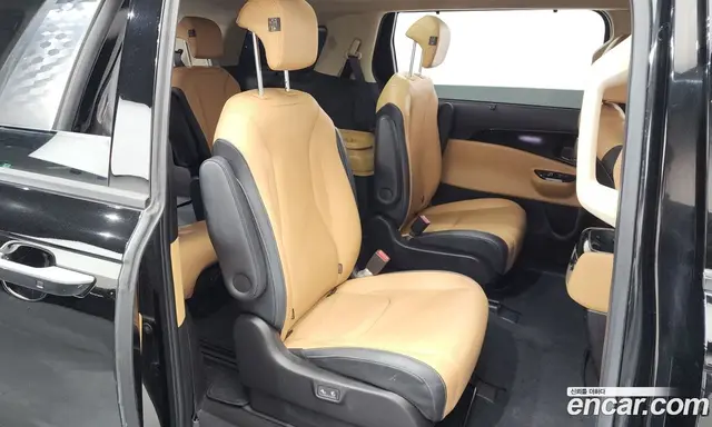 Kia Carnival 2021 2.2 автомат (гидро), миниатюра 12
