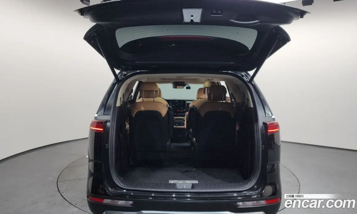 Kia Carnival 2021 2.2 автомат (гидро), фото 20