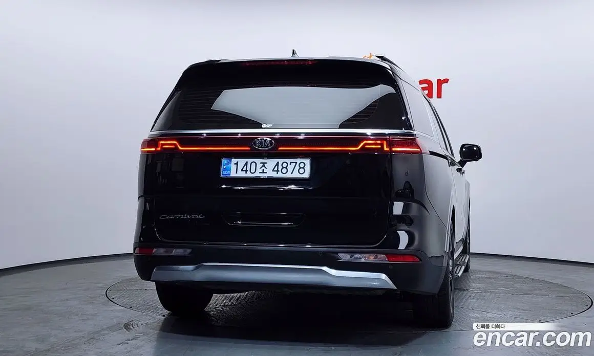 Kia Carnival 2021 2.2 автомат (гидро), фото 4