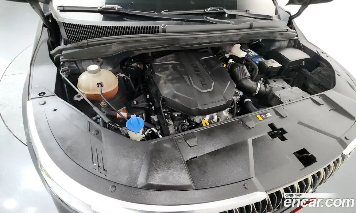 Kia Carnival 2021 2.2 автомат (гидро), фото 6