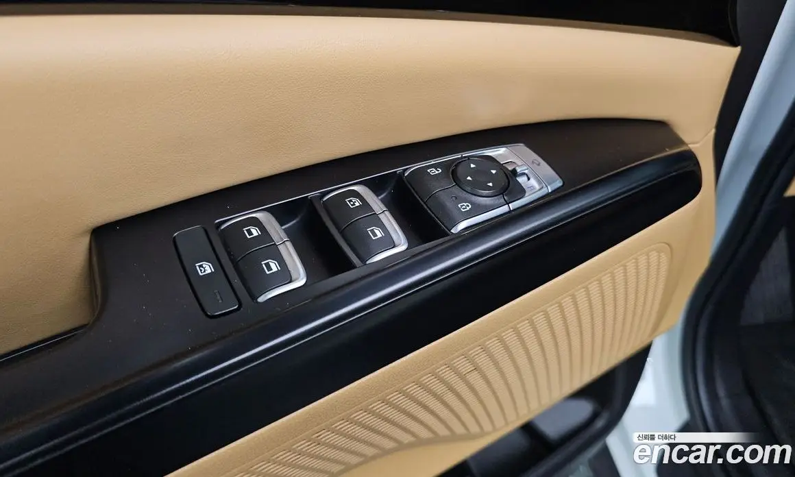 Kia Carnival 2021 2.2 автомат (гидро), фото 16