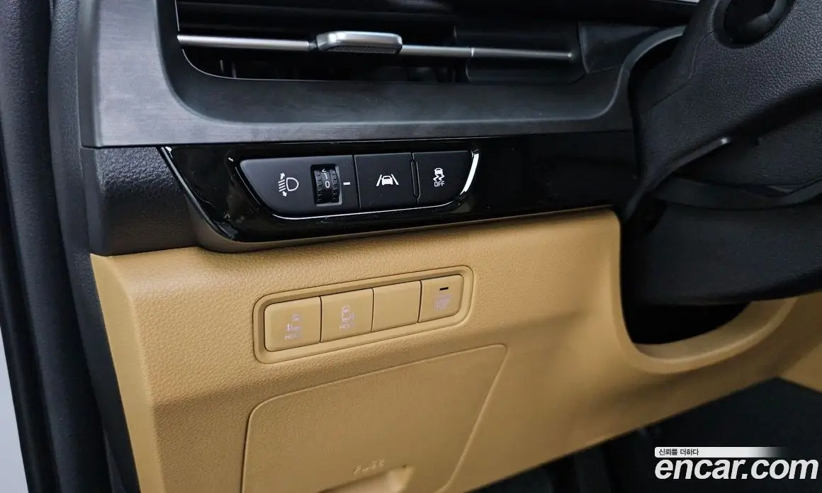 Kia Carnival 2021 2.2 автомат (гидро), фото 17