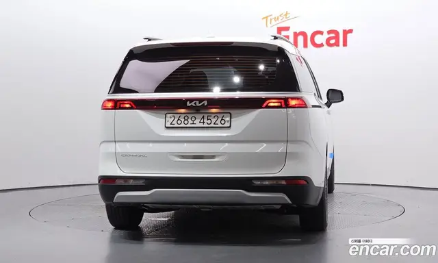 Kia Carnival 2021 2.2 автомат (гидро), миниатюра 4