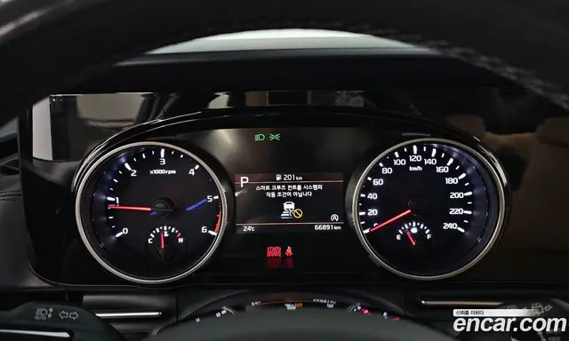 Kia Carnival 2021 2.2 автомат (гидро), миниатюра 8