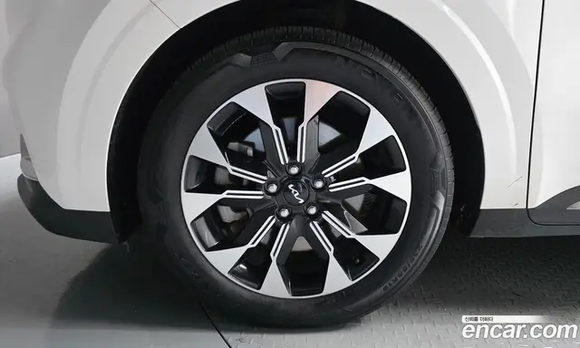 Kia Carnival 2022 2.2 автомат (гидро), миниатюра 5 Kia Carnival 2022 2.2 автомат (гидро), миниатюра 5