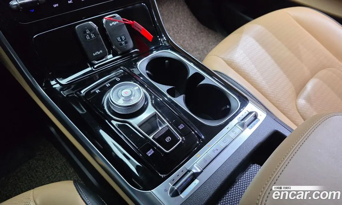 Kia Carnival 2022 2.2 автомат (гидро), фото 9 Kia Carnival 2022 2.2 автомат (гидро), фото 9