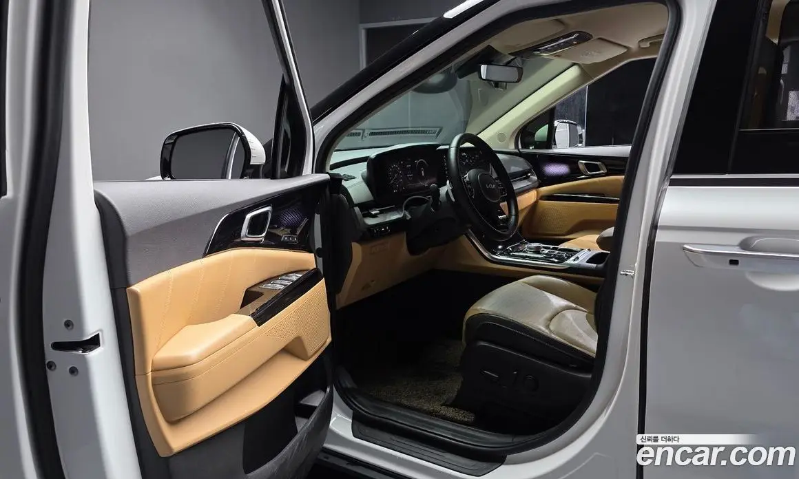 Kia Carnival 2022 2.2 автомат (гидро), фото 10 Kia Carnival 2022 2.2 автомат (гидро), фото 10