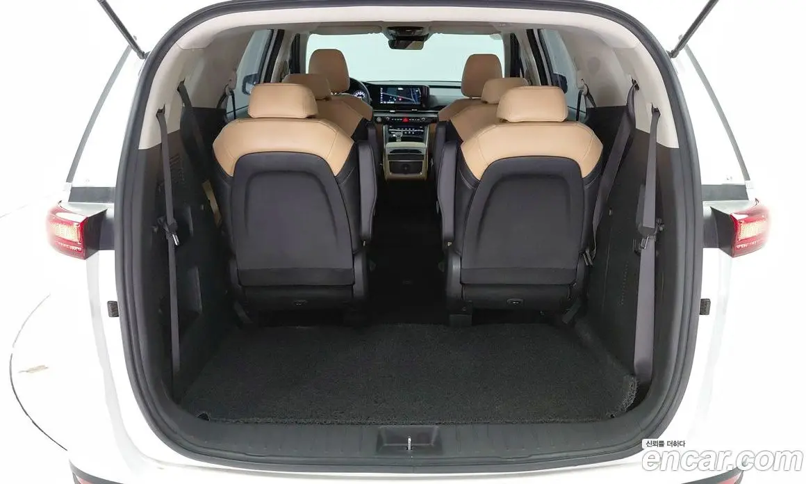 Kia Carnival 2022 2.2 автомат (гидро), фото 20 Kia Carnival 2022 2.2 автомат (гидро), фото 20