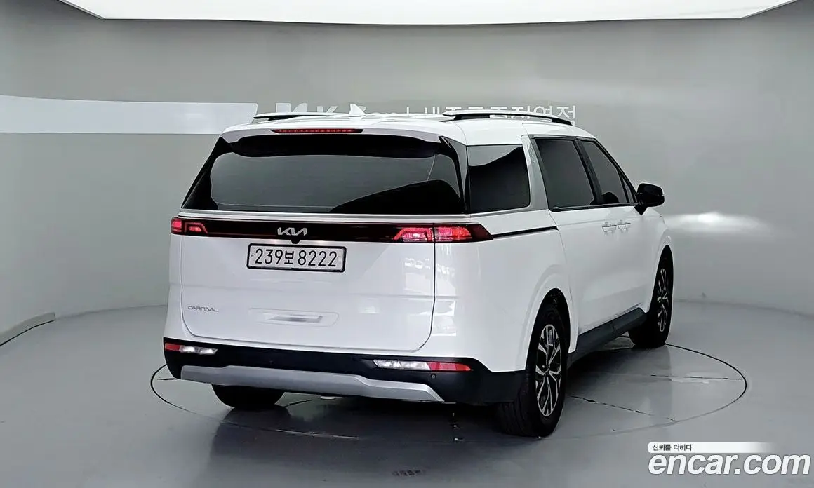 Kia Carnival 2022 2.2 автомат (гидро), фото 4 Kia Carnival 2022 2.2 автомат (гидро), фото 4