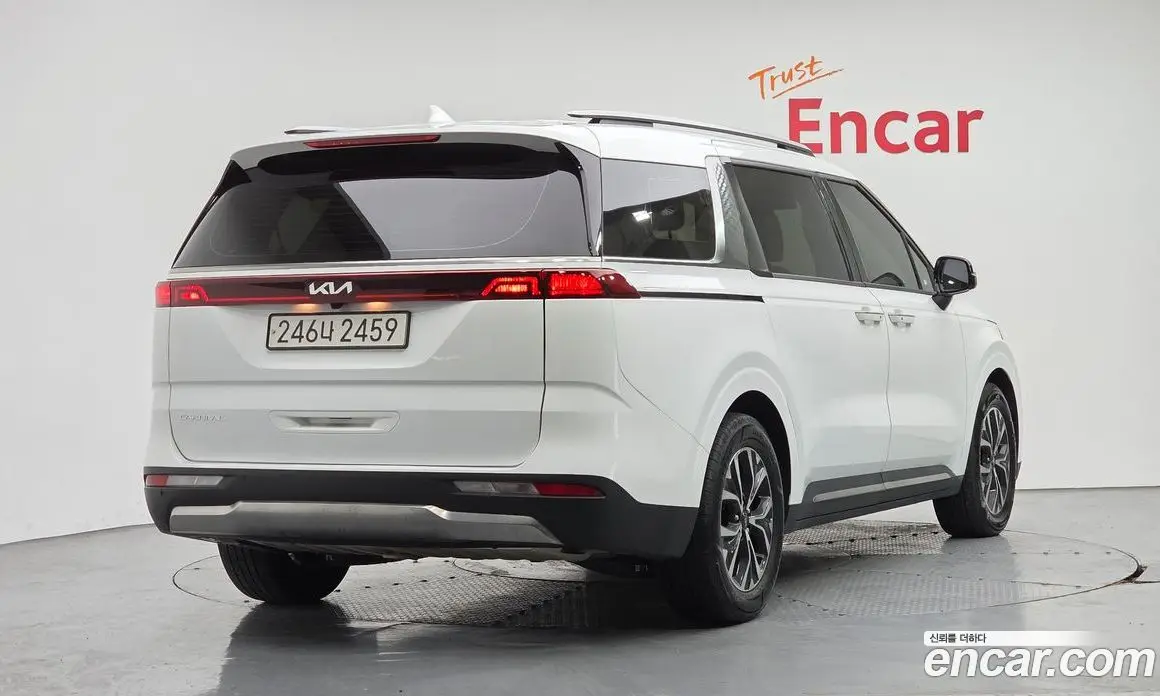 Kia Carnival 2023 2.2 автомат (гидро), фото 2 Kia Carnival 2023 2.2 автомат (гидро), фото 2