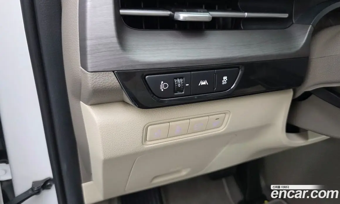 Kia Carnival 2023 2.2 автомат (гидро), фото 12 Kia Carnival 2023 2.2 автомат (гидро), фото 12