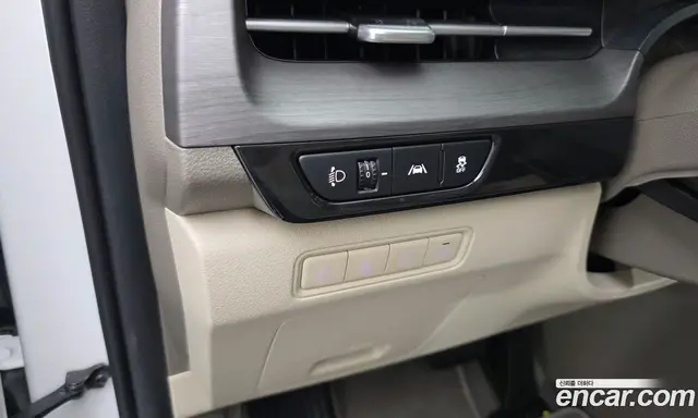 Kia Carnival 2023 2.2 автомат (гидро), миниатюра 12