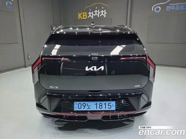Kia EV3 2026 0.2 автомат (гидро), миниатюра 3 Kia EV3 2026 0.2 автомат (гидро), миниатюра 3