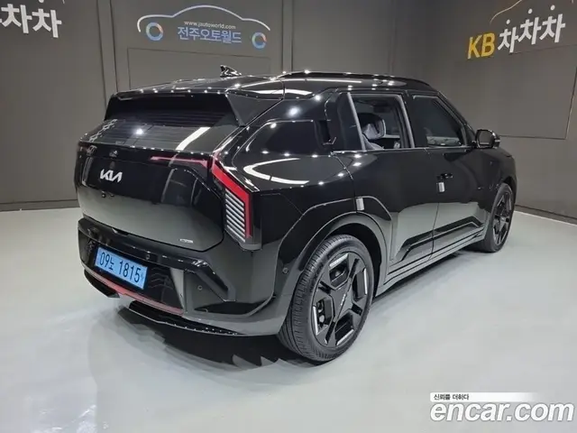 Kia EV3 2026 0.2 автомат (гидро), миниатюра 6 Kia EV3 2026 0.2 автомат (гидро), миниатюра 6