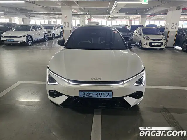 Kia EV6 2024 0.1 автомат (гидро), миниатюра 4