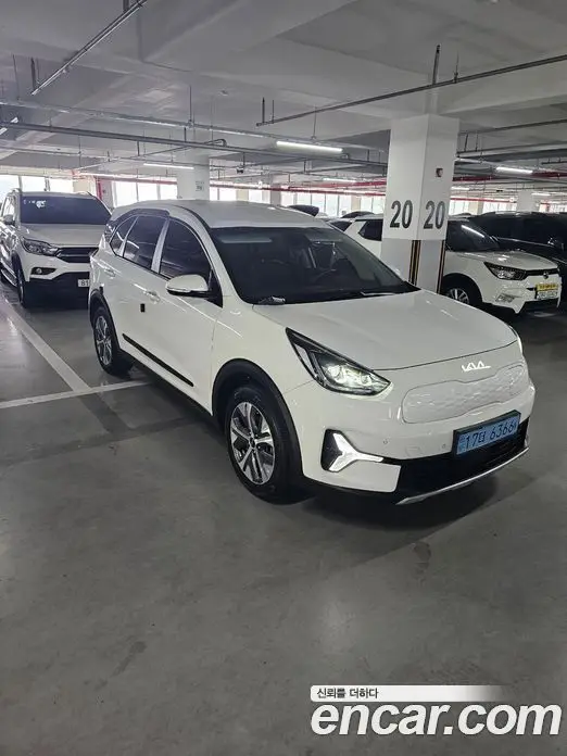 Kia Niro, 2022, 169 618 км