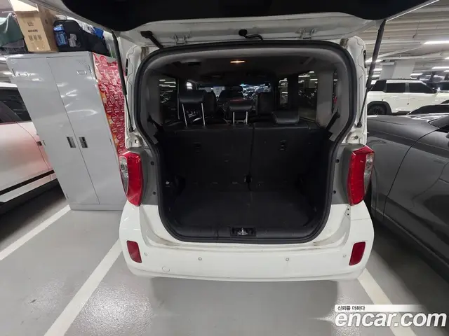 Kia Ray 2012 1.0 автомат (гидро), миниатюра 5 Kia Ray 2012 1.0 автомат (гидро), миниатюра 5