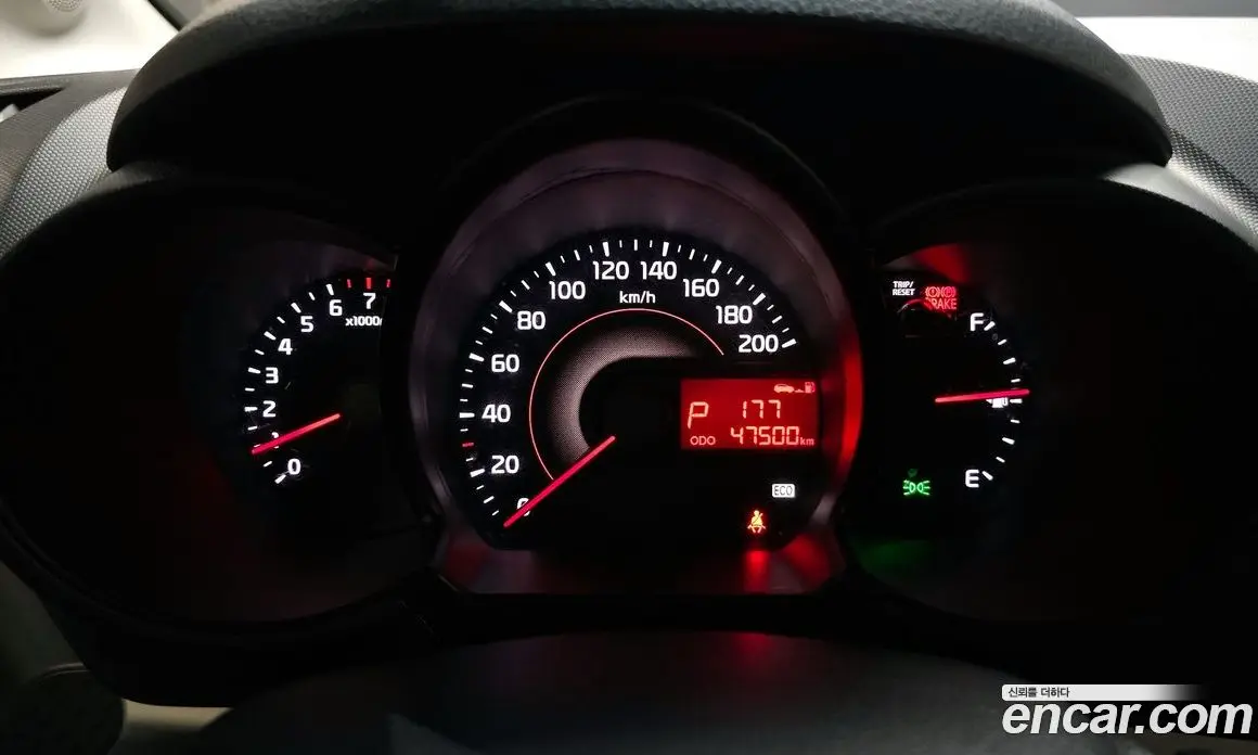 Kia Ray 2017 1.0 автомат (гидро), фото 11