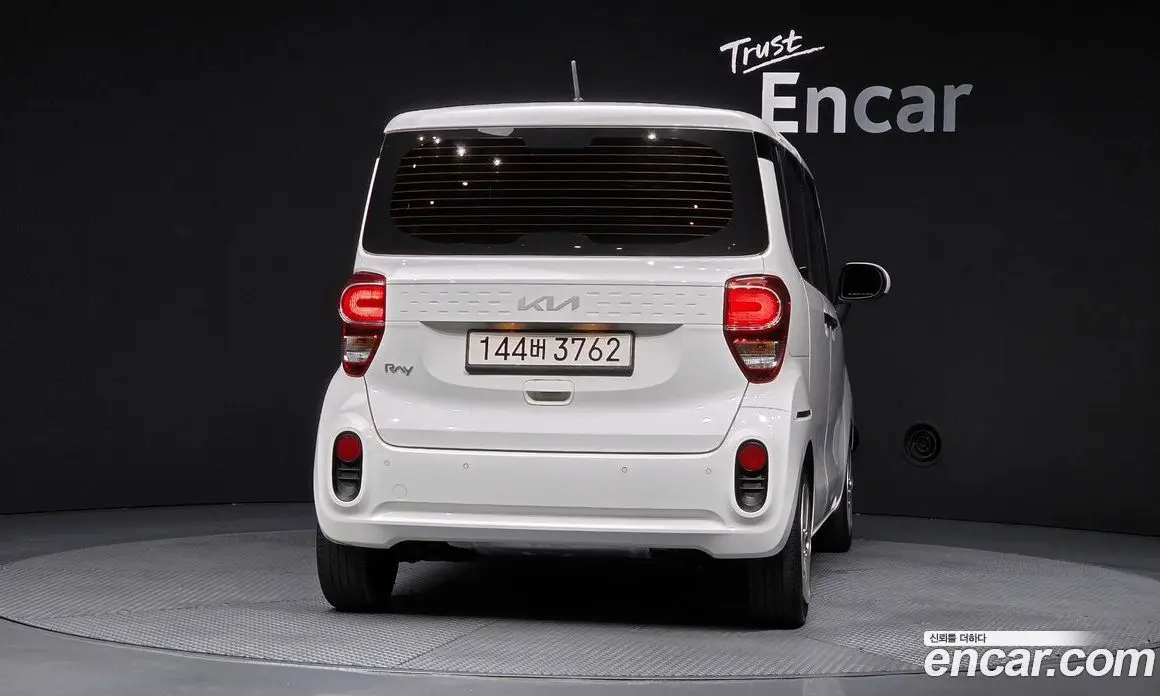 Kia Ray 2022 1.0 автомат (гидро), фото 4