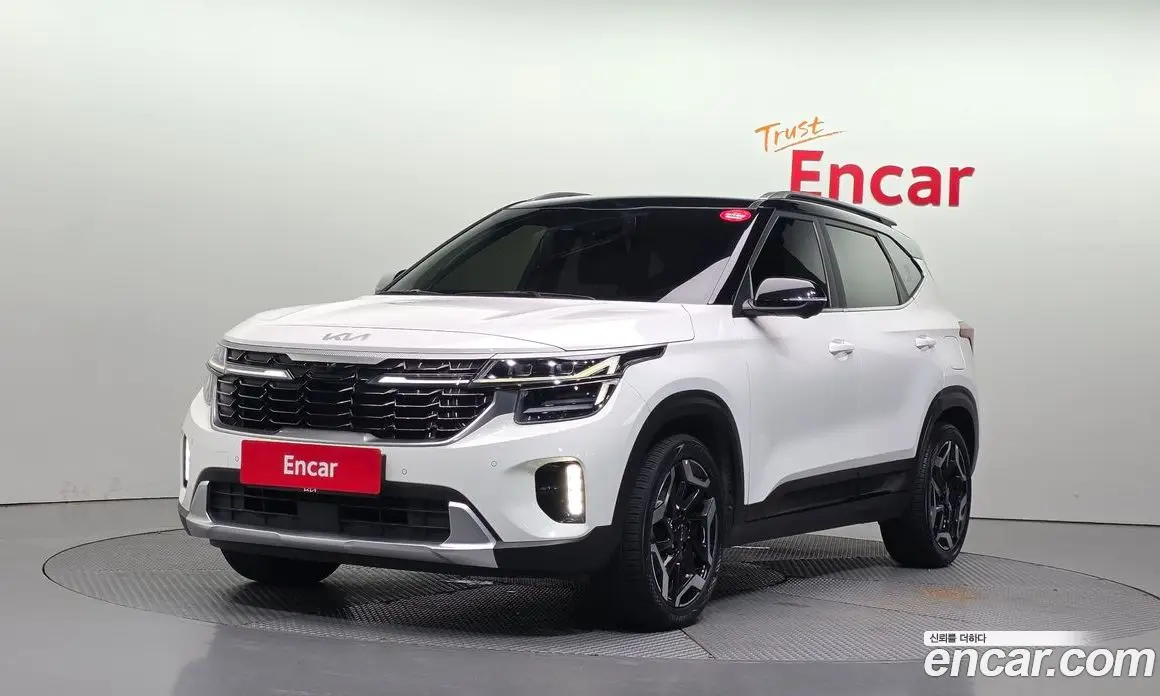 Kia Seltos 2022 2.0 автомат (гидро), фото 1 Kia Seltos 2022 2.0 автомат (гидро), фото 1