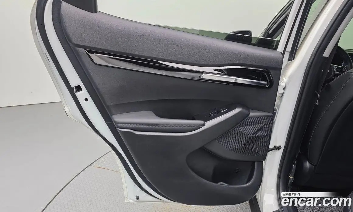Kia Seltos 2022 2.0 автомат (гидро), фото 15 Kia Seltos 2022 2.0 автомат (гидро), фото 15