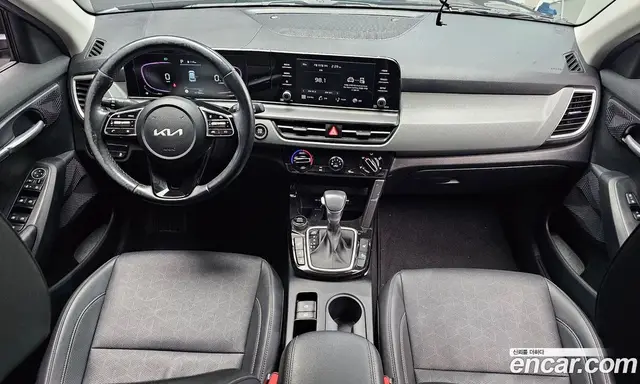 Kia Seltos 2023 2.0 автомат (гидро), миниатюра 7 Kia Seltos 2023 2.0 автомат (гидро), миниатюра 7