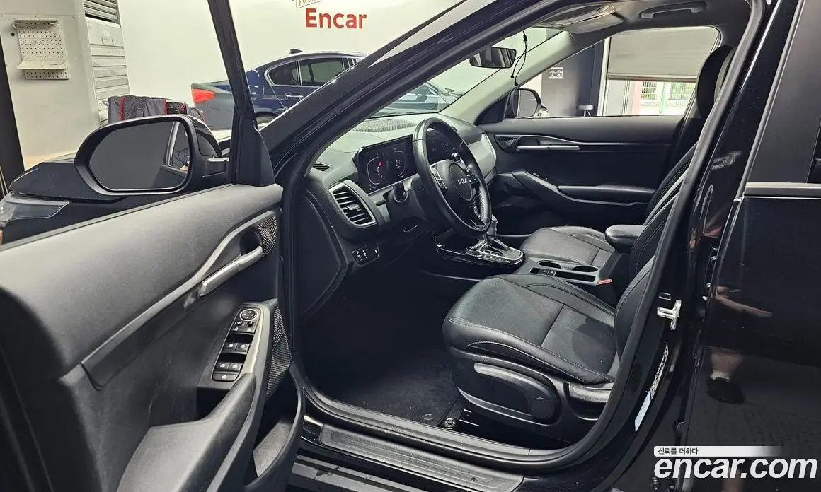 Kia Seltos 2023 2.0 автомат (гидро), фото 10 Kia Seltos 2023 2.0 автомат (гидро), фото 10