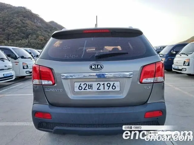 Kia Sorento 2010 2.0 автомат (гидро), миниатюра 2