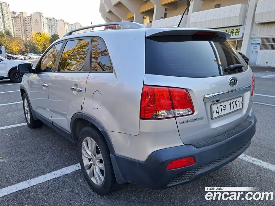 Kia Sorento 2010 2.0 автомат (гидро), фото 16